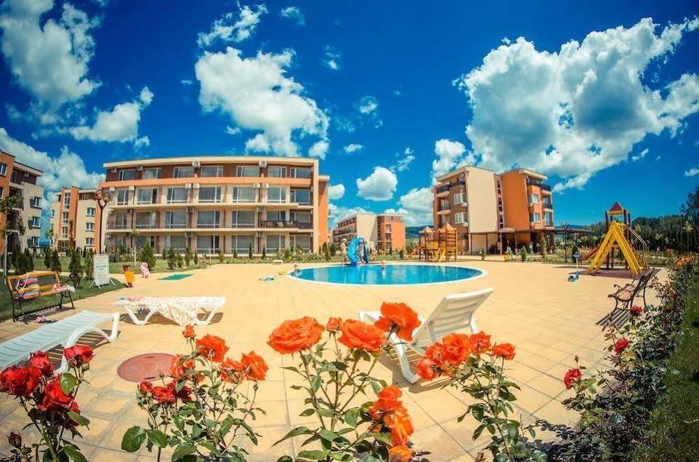 Holiday Fort Golf Club Sunny Beach Buitenkant foto